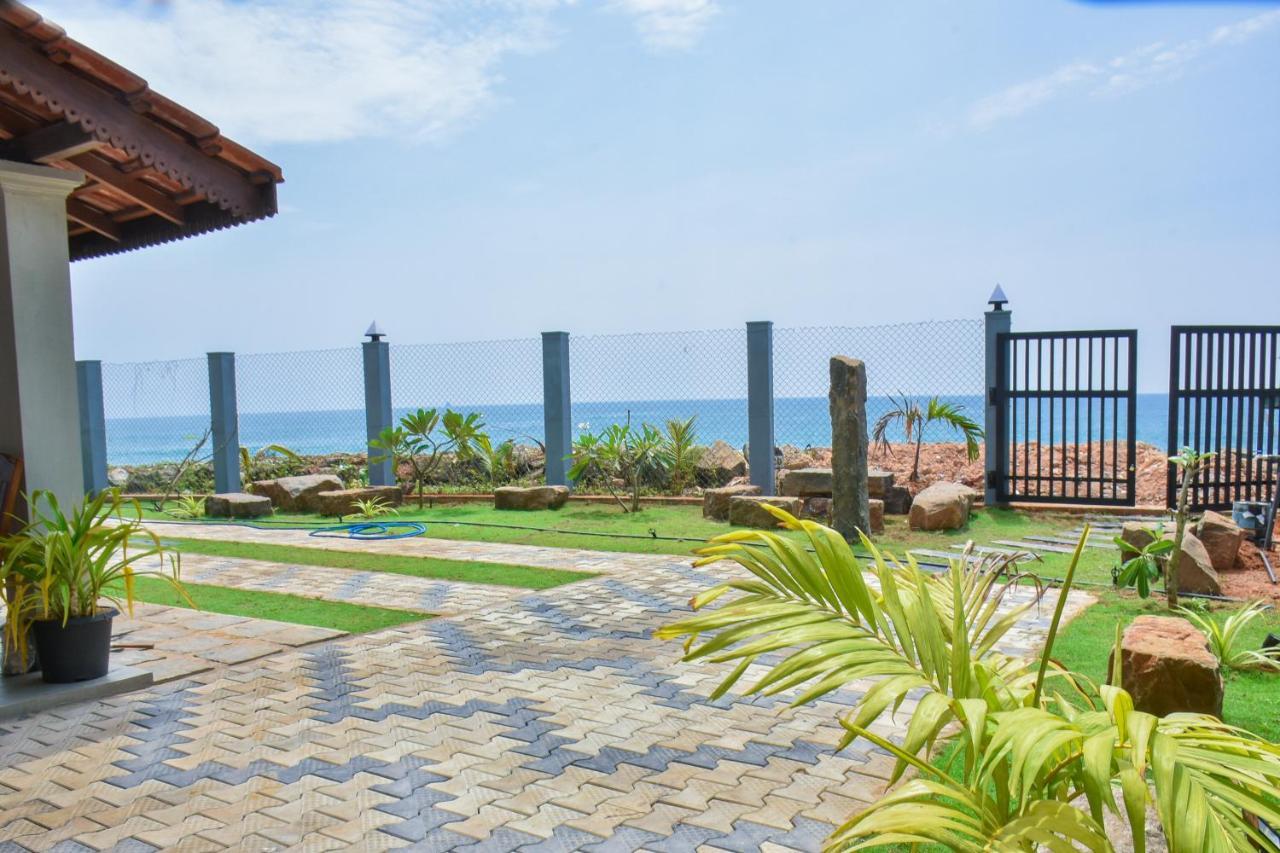 Arrow Beach Resort Boossa Exterior photo